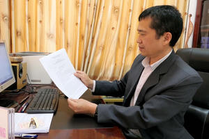 Một địa phương có hàng trăm cán bộ xin thôi việc và nghỉ hưu trước tuổi