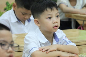 Phụ huynh 'hết hồn' với chương trình SGK lớp 1, các giáo viên nói gì?