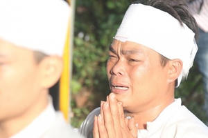 Quê nghèo đau đớn tiễn biệt các nạn nhân về nơi an nghỉ