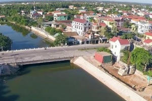 Tạm dừng bổ nhiệm lãnh đạo hàng loạt địa phương