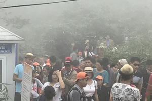 Uông Bí nói gì về việc thu phí khách từ Bắc Giang sang Yên Tử?