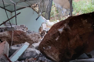 Hòa Bình: Mưa lớn, dông lốc gây thiệt hại tại nhiều địa phương