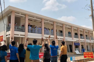 Phi hành đoàn chuyến bay VN0054 có kết quả âm tính với COVID-19