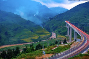 Thông xe nối cầu cạn có trụ cao nhất Việt Nam