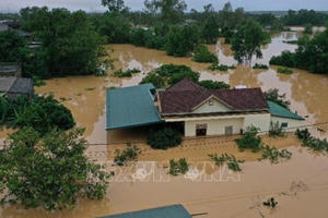 Tập trung khắc phục hậu quả, chủ động ứng phó với áp thấp nhiệt đới, mưa lũ tại miền Trung Tập trung khắc phục hậu quả, chủ động ứng phó với áp thấp nhiệt đới, mưa lũ tại miền Trung