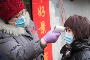 Hơn 720 người chết vì virus corona, Vũ Hán căng thẳng “như thời chiến”