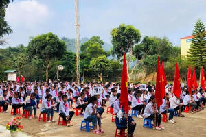 Những món quà "đặc biệt" của giáo viên vùng cao