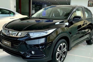 Loạt ô tô được giảm giá cả trăm triệu đồng, hớt khách của xe "bia kèm lạc"