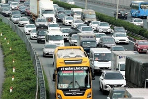 Bộ GTVT thúc tiến độ lắp camera trên xe kinh doanh vận tải