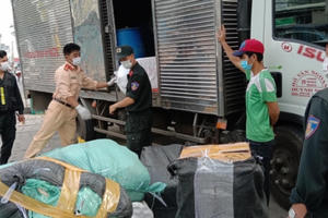 An Giang: Bắt giữ lô thuốc tân dược nhập lậu trị giá hàng trăm triệu đồng