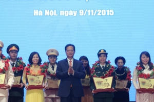 Danh sách các cá nhân, tập thể đạt giải cuộc thi tìm hiểu pháp luật