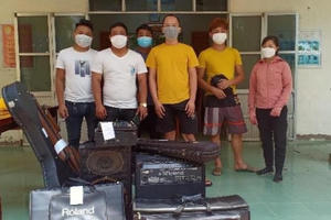 Hầu đồng giữa mùa dịch, 7 người bị phạt 85 triệu đồng