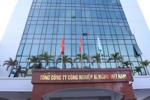 Địa ốc 6AM: 'Soi' đất vàng VICEM muốn bán trước khi cổ phần; Xây dựng sai phép tràn lan tại hồ Tuyền Lâm