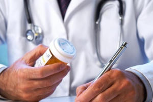 Ba điều ai cũng cần ghi nhớ để tránh bị cho uống nhầm thuốc Ba điều ai cũng cần ghi nhớ để tránh bị cho uống nhầm thuốc