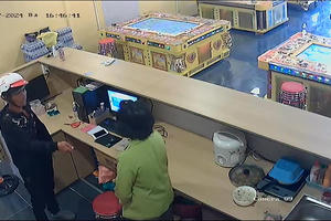 Bình Thuận: Truy tìm đối tượng dùng hung khí cướp tài sản