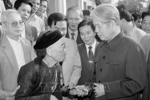 Cố Tổng Bí thư Đỗ Mười và những dấu ấn nổi bật Cố Tổng Bí thư Đỗ Mười và những dấu ấn nổi bật