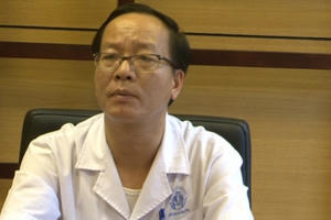 Vụ xe cứu thương bị cản trở: Lãnh đạo BV Nhi trung ương nói gì?