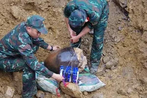 Huỷ nổ thành công quả bom nặng 9 tạ tại Hoà Bình