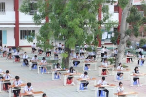 Dân mạng "phát sốt" với hình thức thi cử có 1 không 2