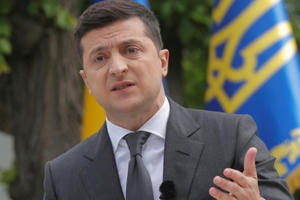Tổng thống Zelensky thúc giục phương Tây kéo Ukraine ra khỏi "vùng xám"