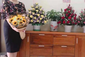 "Hot girl” cắt tóc gội đầu được thăng chức Trưởng phòng: Sống trong lo âu suốt nhiều năm qua