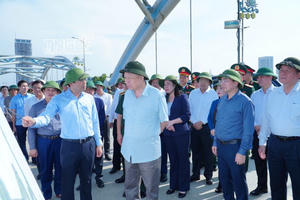 Tổng Bí thư Tô Lâm thăm, động viên và tặng quà Nhân dân tỉnh Thái Nguyên bị ảnh hưởng do bão số 11