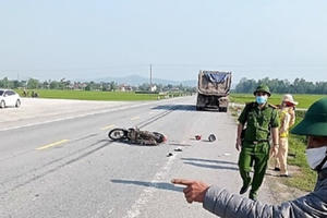 Nghệ An: Hai vợ chồng thương vong sau cú va chạm trên đường N5