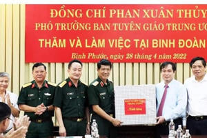 Ban Tuyên giáo Trung ương thăm và làm việc tại Binh đoàn 16
