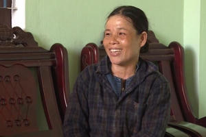 Bất ngờ nhận lại số tiền 150 triều đồng bị rơi từ tay người phụ nữ phụ hồ