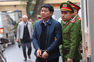 Toàn cảnh phiên xét xử sáng nay với bị cáo Đinh La Thăng cùng 21 đồng phạm