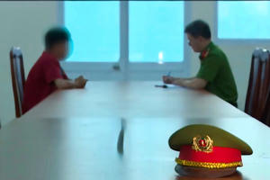 Cảnh báo thủ đoạn mới của nạn buôn người ở TP HCM- Bài 1: “Bẫy online” từ mạng xã hội Cảnh báo thủ đoạn mới của nạn buôn người ở TP HCM- Bài 1: “Bẫy online” từ mạng xã hội