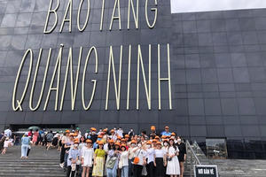 Quảng Ninh thu trên 1.300 tỷ đồng từ du lịch trong 2 ngày đầu nghỉ lễ