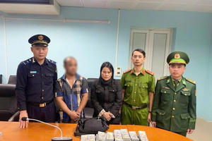 Tạm giữ 2 chị em vận chuyển, mua bán hơn 100 tỷ đồng qua biên giới