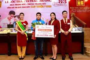 Bảo Tín Minh Châu trao nhiều phần thưởng giá trị cho khách hàng may mắn mua hàng dịp 8/3