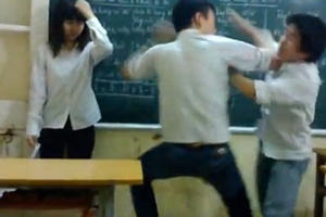 Phó Thủ tướng: Còn học sinh, sinh viên, nhà giáo “lệch chuẩn” về đạo đức Phó Thủ tướng: Còn học sinh, sinh viên, nhà giáo “lệch chuẩn” về đạo đức