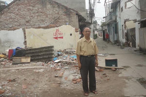 Khiếu nại của các hộ dân Khu tập thể Cục Vận tải (Bộ Quốc Phòng): Mòn mỏi vì bị kéo dài Khiếu nại của các hộ dân Khu tập thể Cục Vận tải (Bộ Quốc Phòng): Mòn mỏi vì bị kéo dài