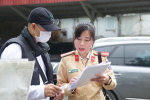 Hà Nội nhận gần 3.000 hồ sơ trong 4 giờ rà soát dữ liệu đăng ký xe và GPLX