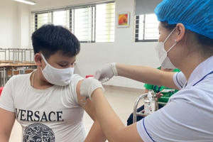Hà Nội: Gần 12.500 trẻ từ 5 - dưới 12 tuổi tiêm vắc xin phòng COVID-19