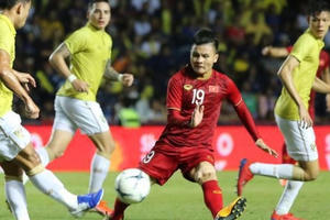 Việt Nam - Thái Lan: 'Khiêu vũ giữa bầy sói'