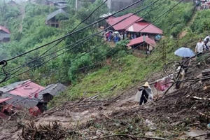 Mưa lũ kinh hoàng tại Lai Châu: 6 người chết, 5 người mất tích Mưa lũ kinh hoàng tại Lai Châu: 6 người chết, 5 người mất tích