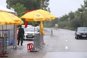 Hà Nội dừng kiểm soát ở nhiều chốt cửa ngõ