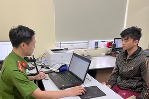 Bắt giữ nam sinh viên điều khiển xe máy tông nữ công nhân môi trường tử vong