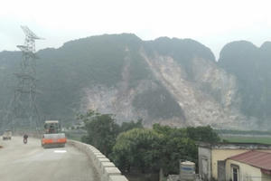HĐND huyện Lạc Thủy sẽ kiến nghị dừng hoạt động khai thác đá tại mỏ đá Hang Voi