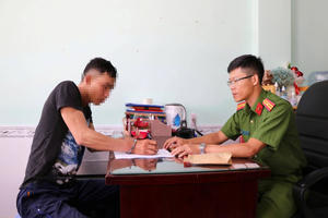 Vừa được ra tù chưa lâu, lại bị bắt giam về tội ma tuý