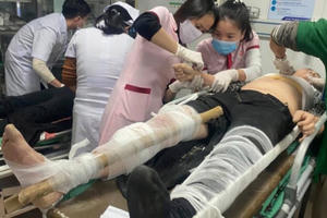 Sự cố rơi thang máy kinh hoàng ở Nghệ An, thêm 2 người nguy kịch