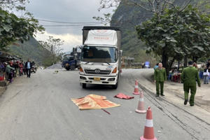 Ô tô va chạm với người đi bộ qua đường, 1 người ở Hà Giang tử vong