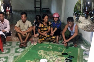 Quảng Ninh: Bắt giữ nhiều đối tượng đang sát phạt trong ngôi nhà hoang