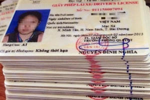 Đẩy khó cho dân!