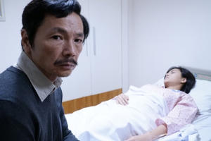 Về nhà đi con: Khi ngôi nhà có người cha luôn dang tay chào đón các con trở về sau những vấp ngã