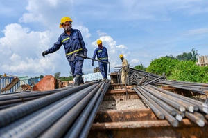 Vì sao chậm giải ngân đầu tư công?